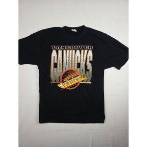 Vintage NHL Vancouver Canucks Graphic Shirt